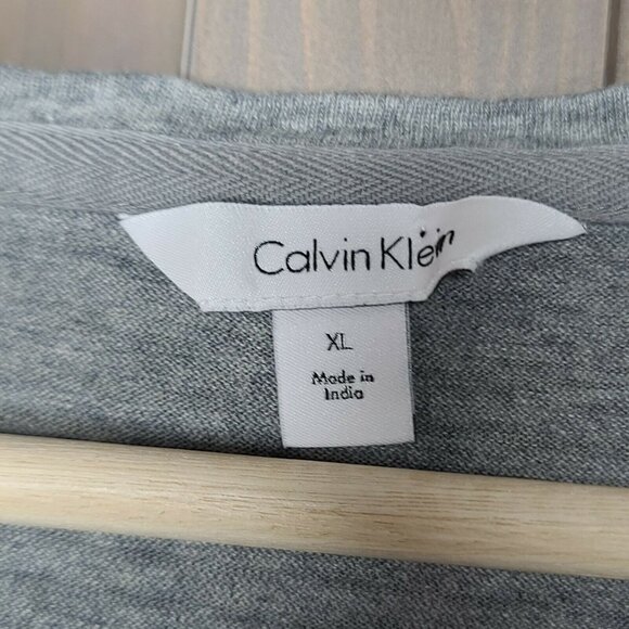 Calvin Klein Shirt Mens Extra Large Gray V-neck Short Sleeve Cotton Casual Basic - Picture 4 of 11